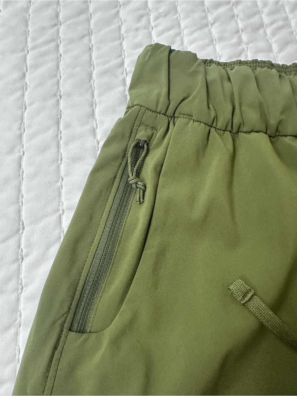 Patagonia Breathable Women’s Terrebonne Caper Green Drawstring Athletic Shorts M - Picture 9 of 12